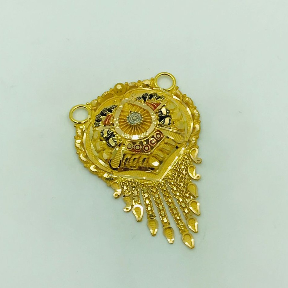 Gold manglesutra pendant