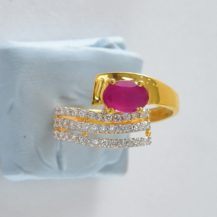 916 CZ Hallmark Gold Pink Stone Ring 