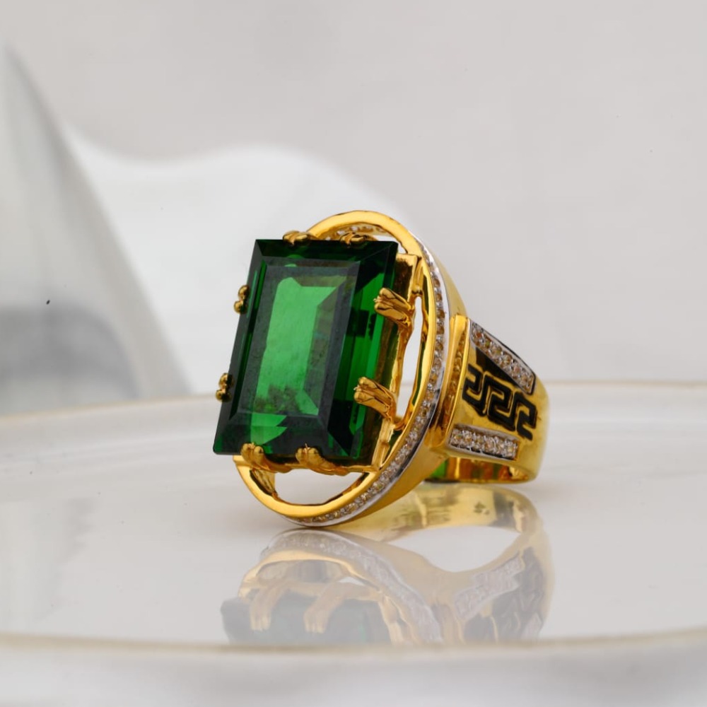 22k gold emerald gents ring