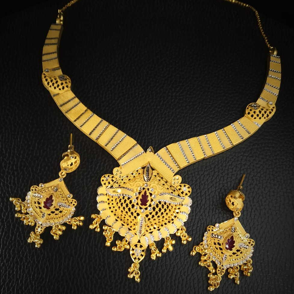 22kt gold design necklace