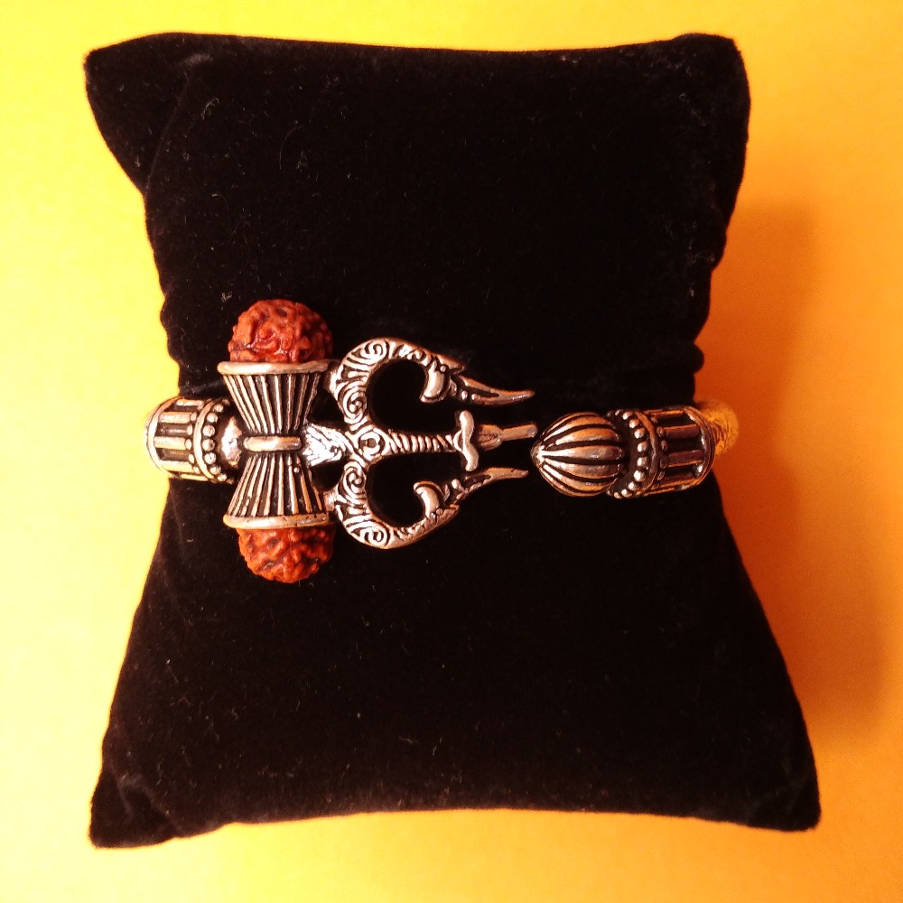Puran hallmark silver bahubali cuff kada with natural rudraksh