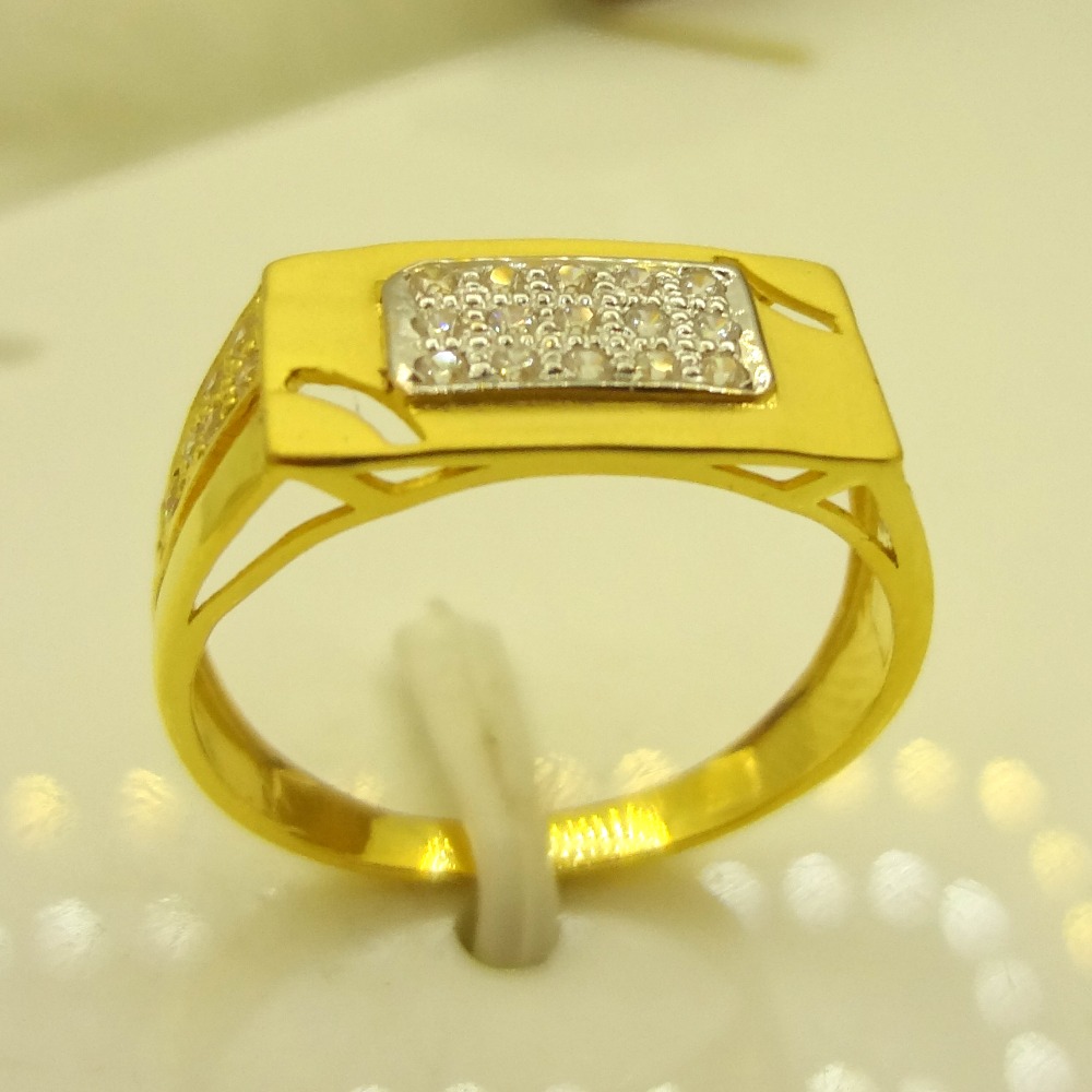 Amazing 3 line diamond 22 kt gold gents ring