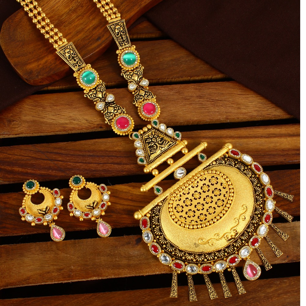 gold antique long necklace set for woman's