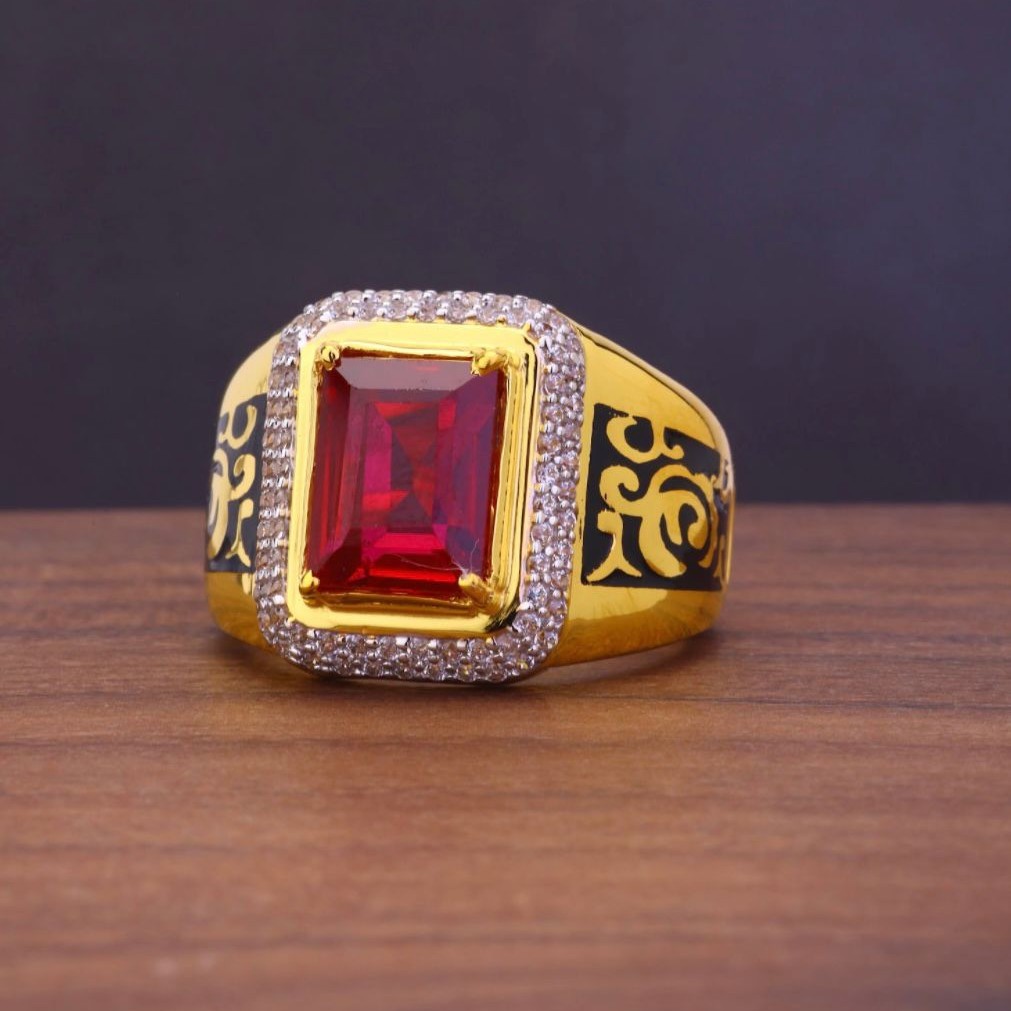 916 Gold Red Stone Ring