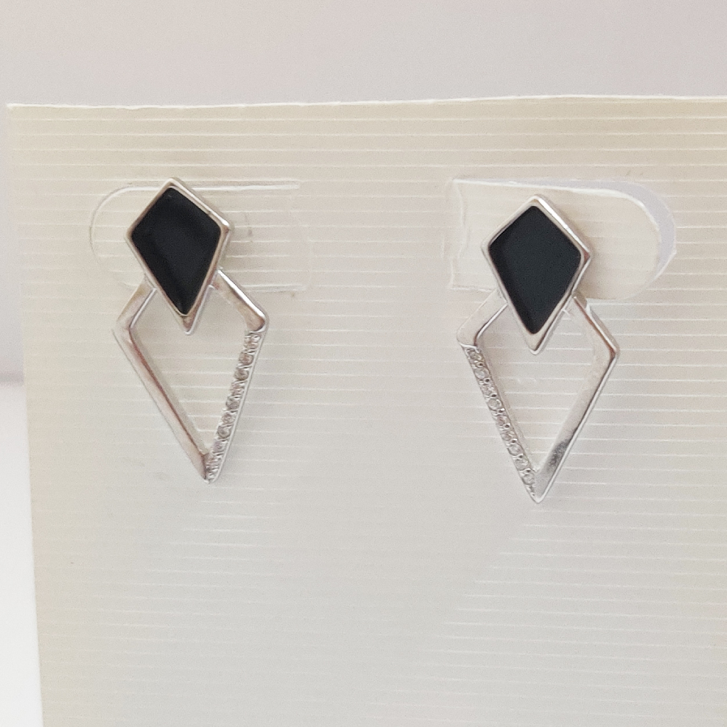 92.5 sterling silver black stone earrings