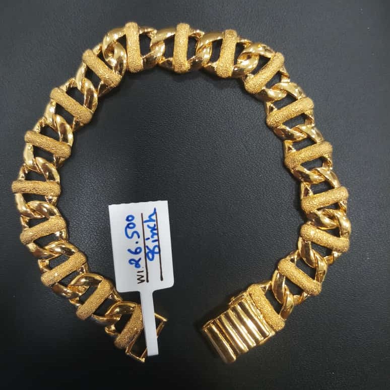 22 kt gold fancy bracelet