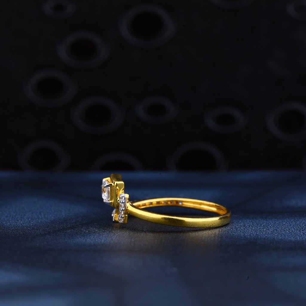 22kt Gold Fancy Ring LR130