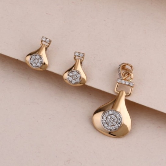 18 carat rose gold classical ladies pendants set RH-PS301