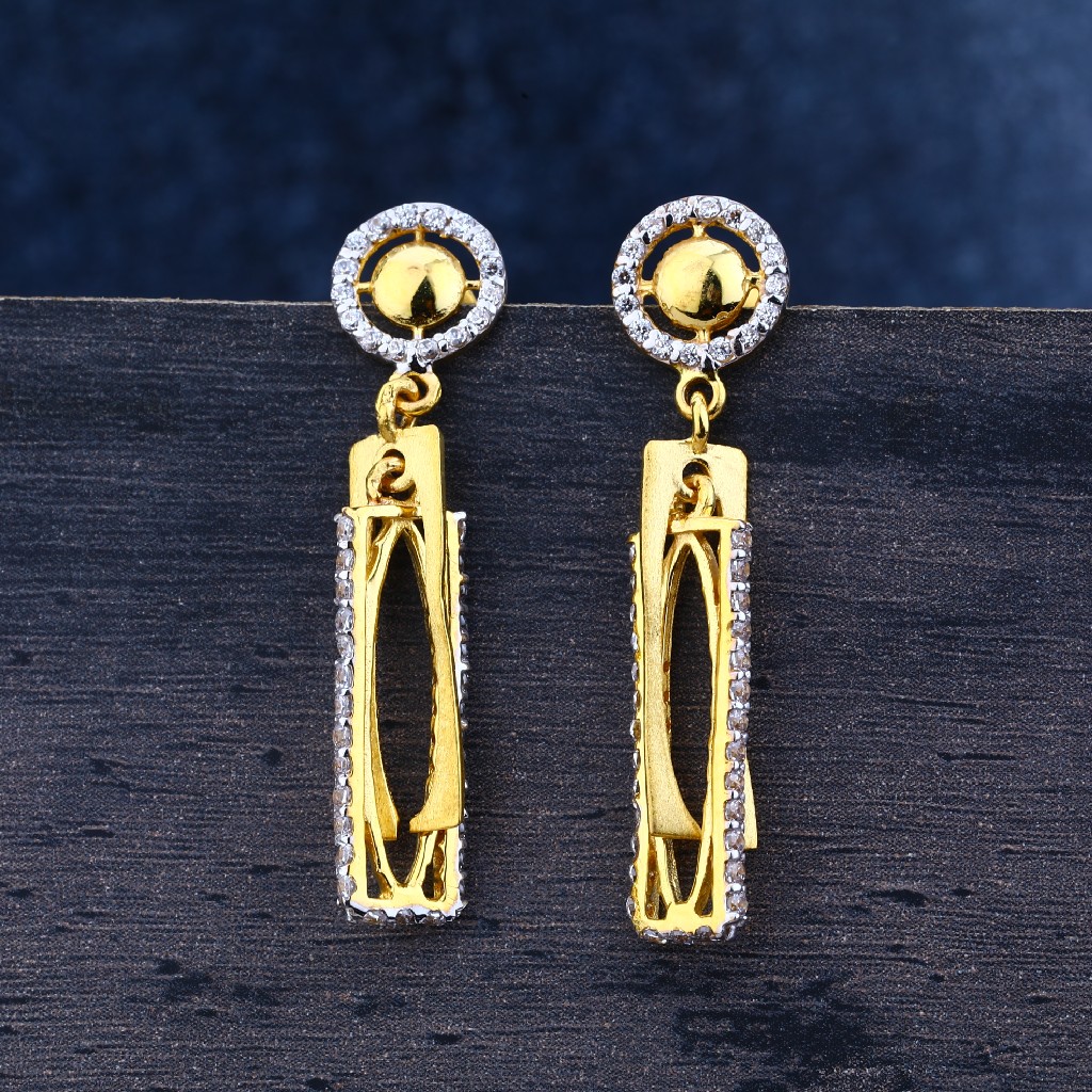 916 Gold Hallmark Stylish Earring Jhummar LJE146