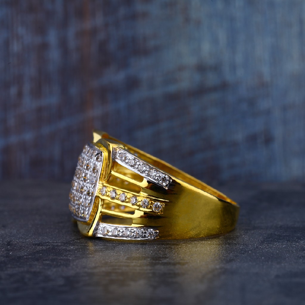 Buy quality Mens 22K Designer Cz Gold Ring-MR73 in Ahmedabad