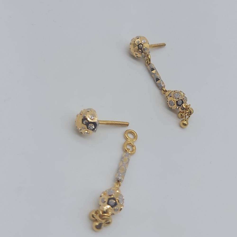 Gold dokiya chain with tops