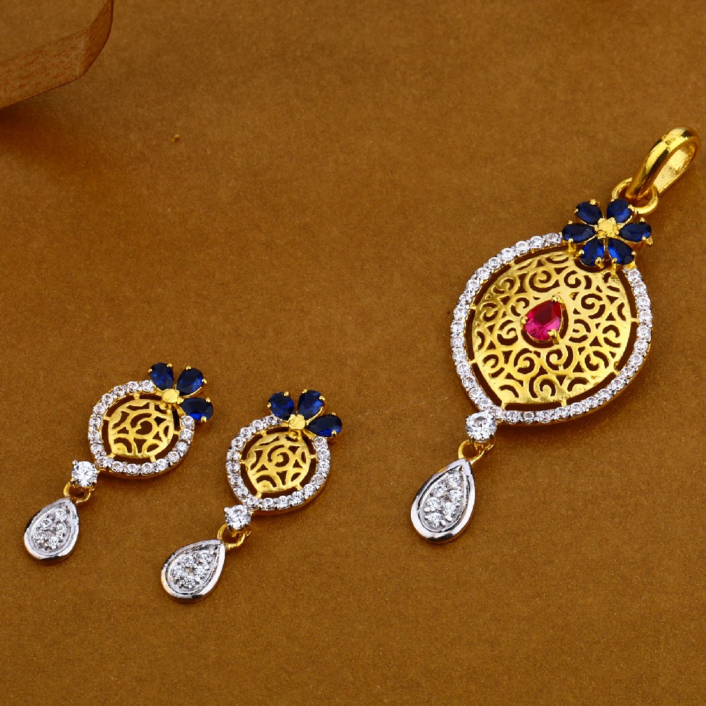 22Kt Gold Hallmark Stylish Ladies Pendant Set FSP51