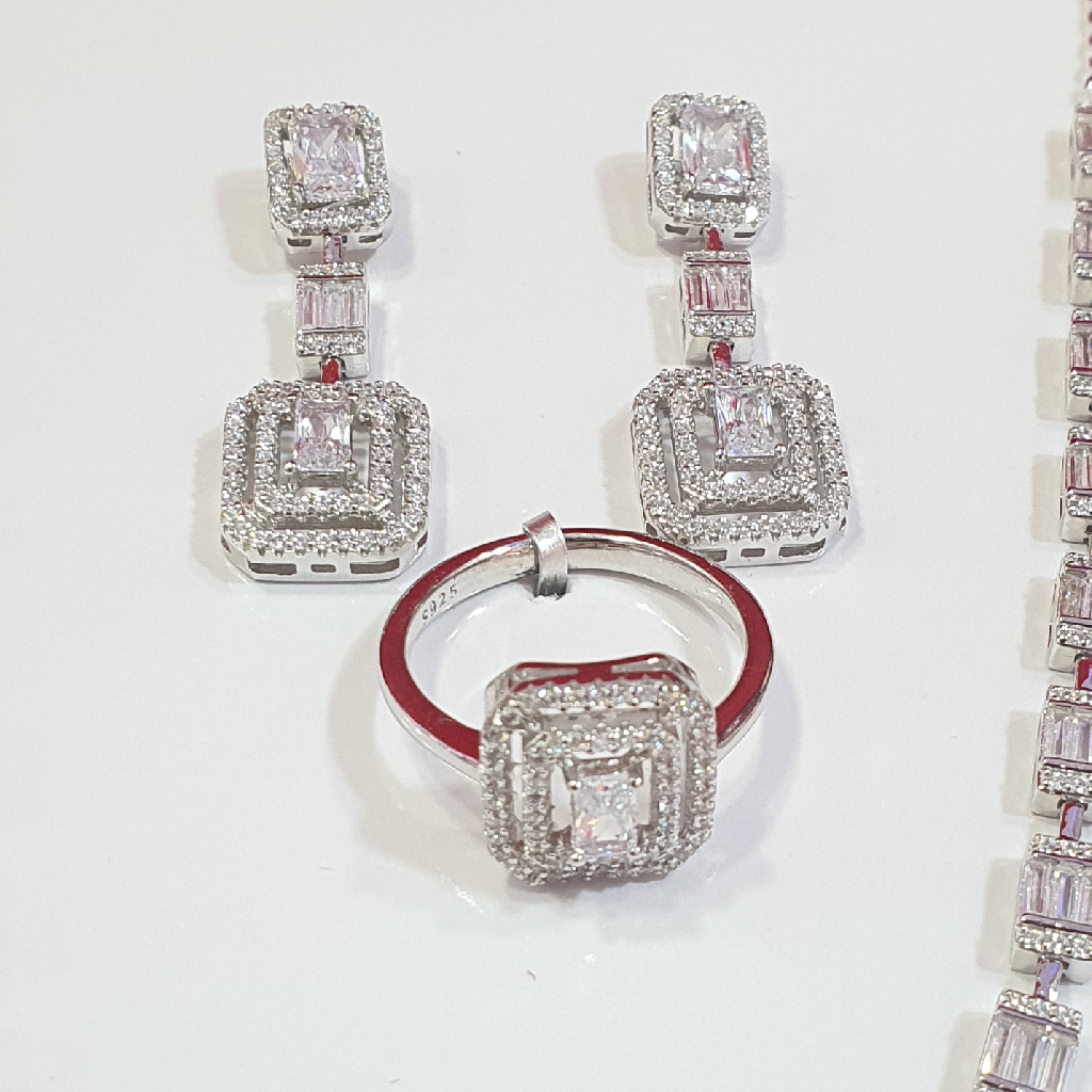 Silver 92.5 White Diamond Necklace Set