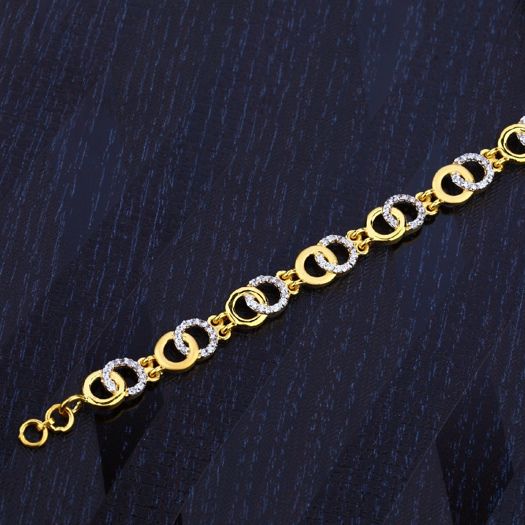 Ladies Gold Casting Bracelet-LB106