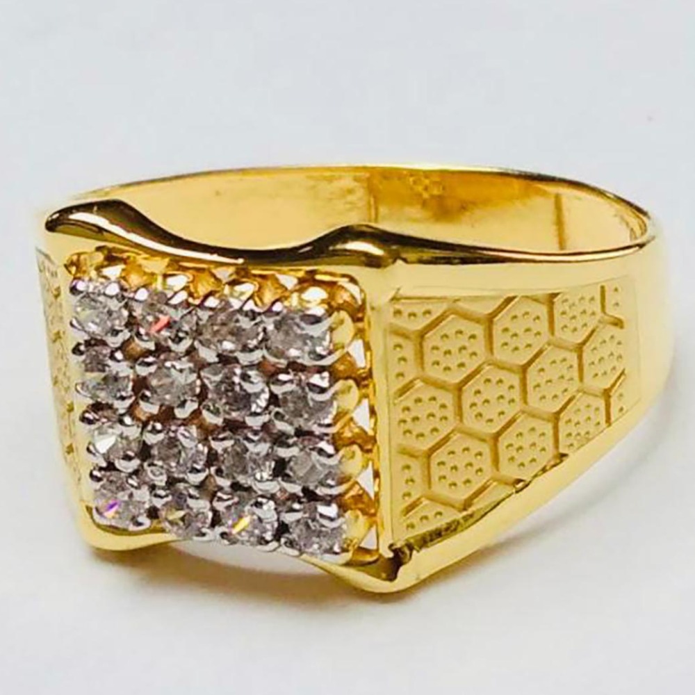 916 & 75 Gold CZ Gents Ring