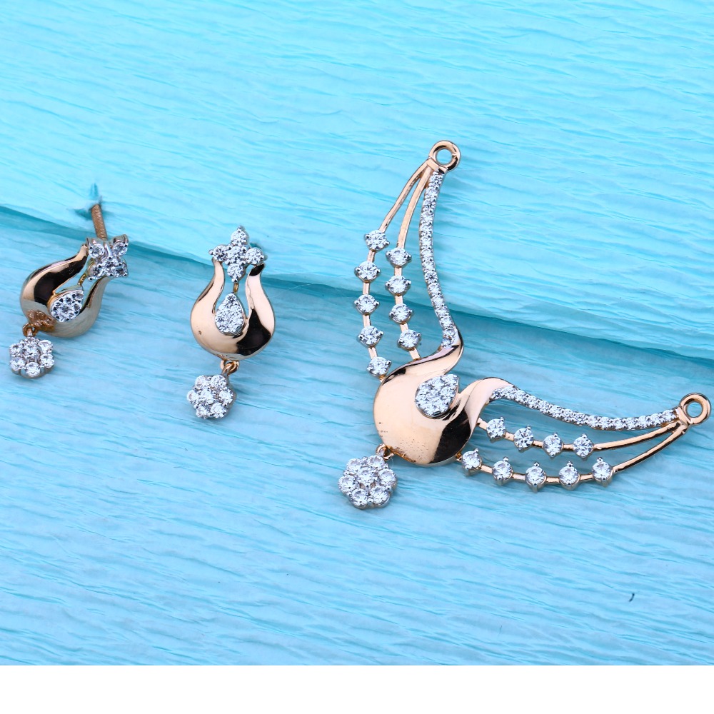 18KT Rose Gold Ladies Hallmark Exclusive Pendant Set  RMPN50