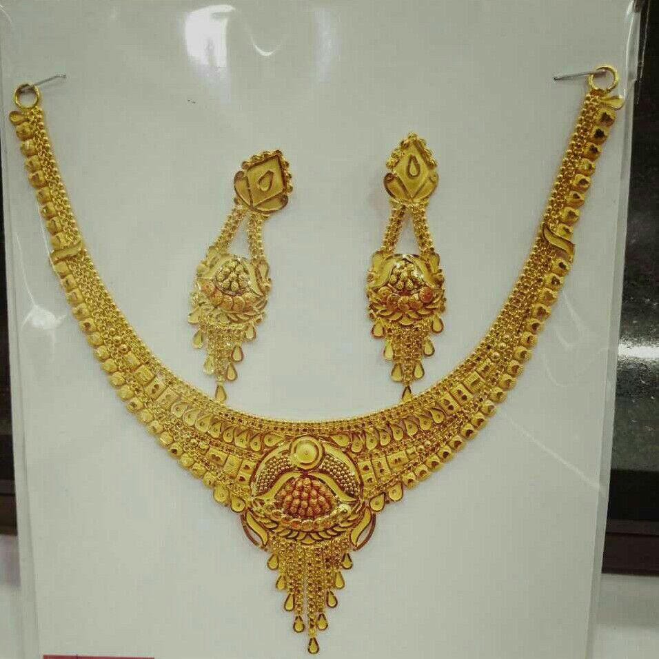 Manufacturer of 22k / 916 gold designer necklace set Jewelxy 39555