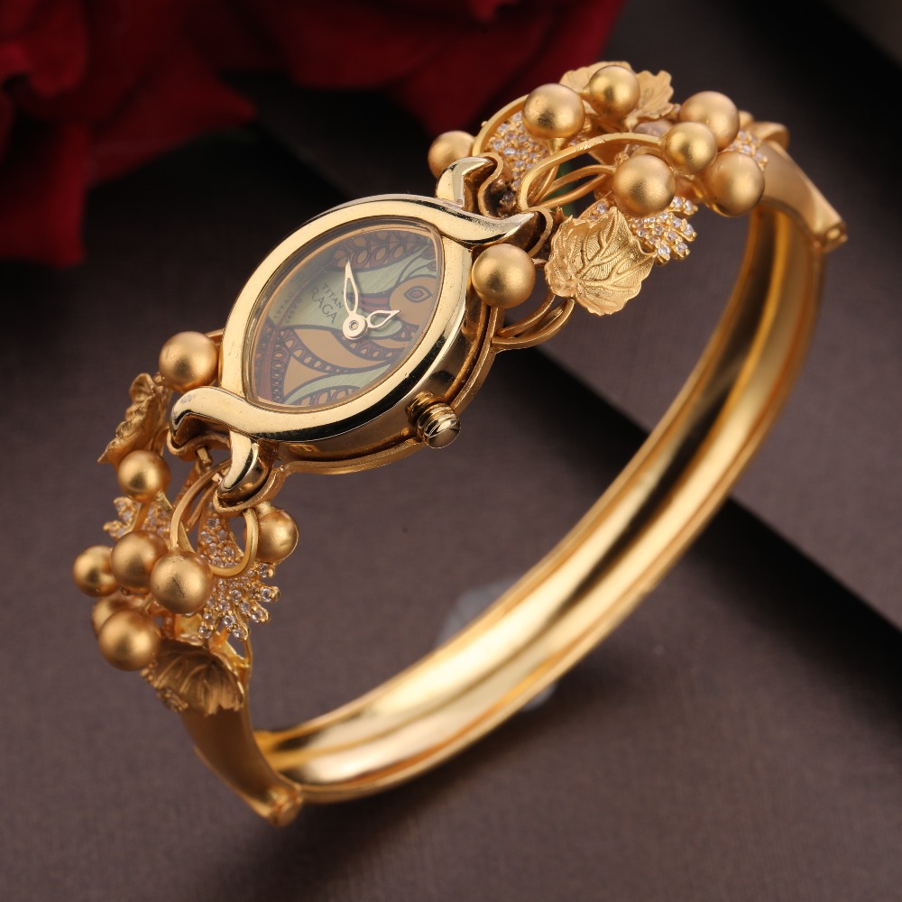 Fcuk Tone Gold Watch - Buy Fcuk Tone Gold Watch online in India-sonthuy.vn