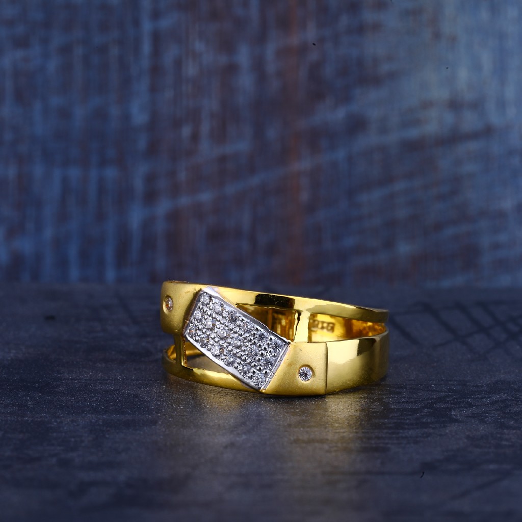 Mens 916 Cz Gold Ring-MR224