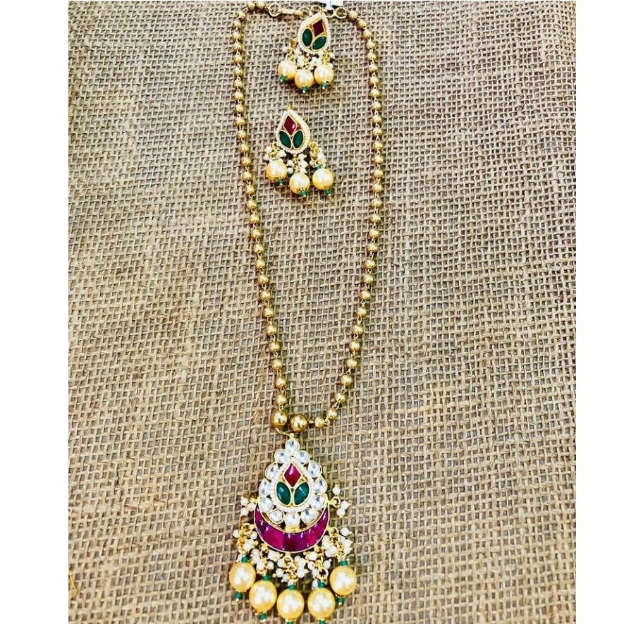 22k jadtar pendant with rava chain necklace