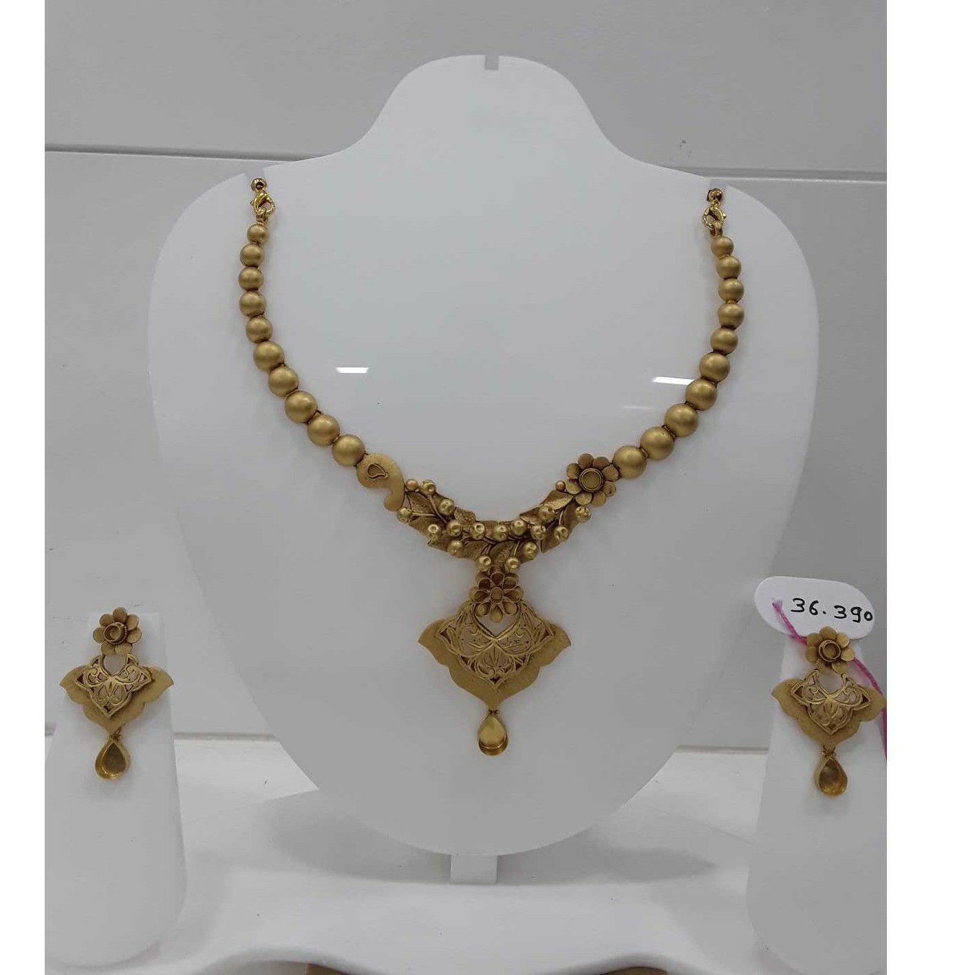 916 Antique Gold Jadtar Khokha