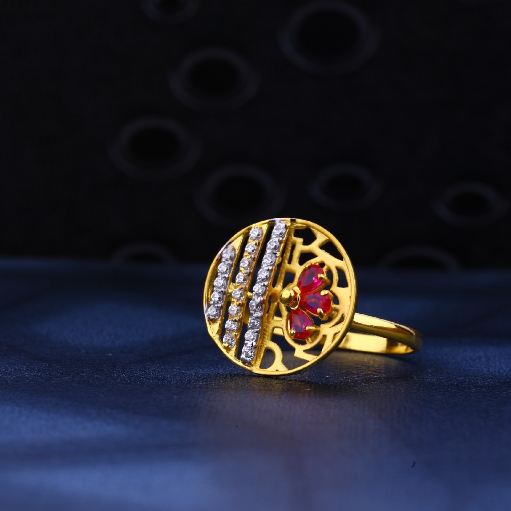 916 Gold Round Shape stylish Ring LR36