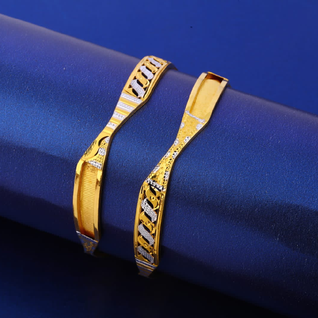 22KT Gold Hallmark Designer Cooper Kadali SG76