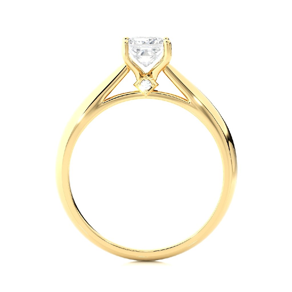 Spectacular Solitaire Ring