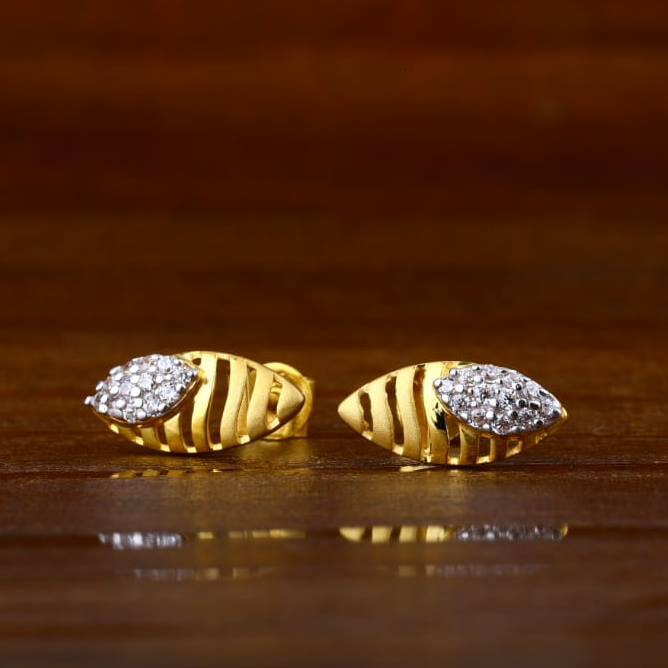 22KT Gold CZ Hallmark Delicate Ladies Tops Earrings LTE246