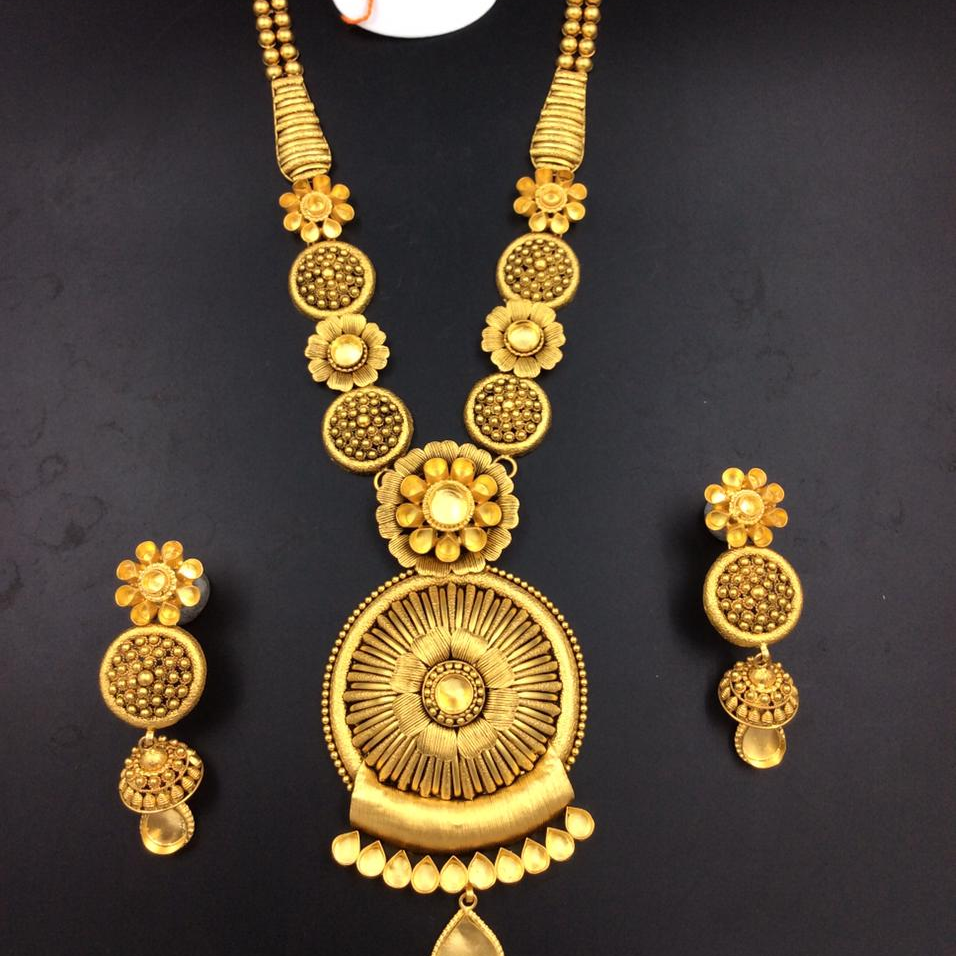 916 gold royal design rani haar long necklace set