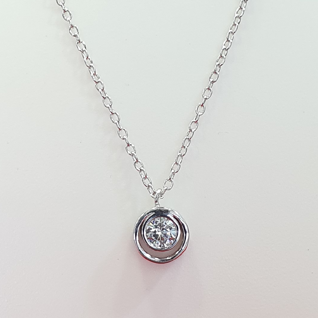 Silver 925 white stone chain pendant