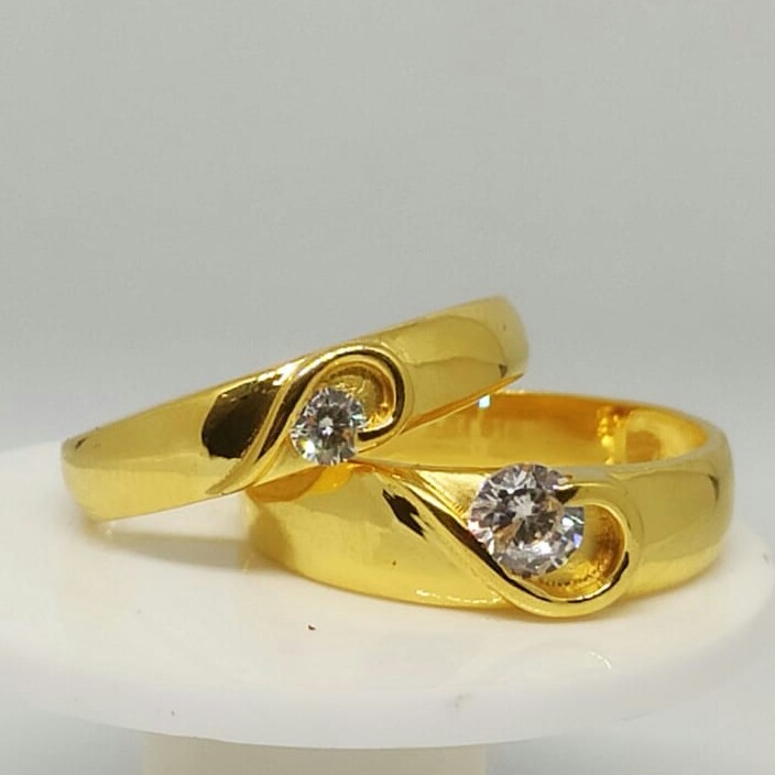 22 kt gold ring couple