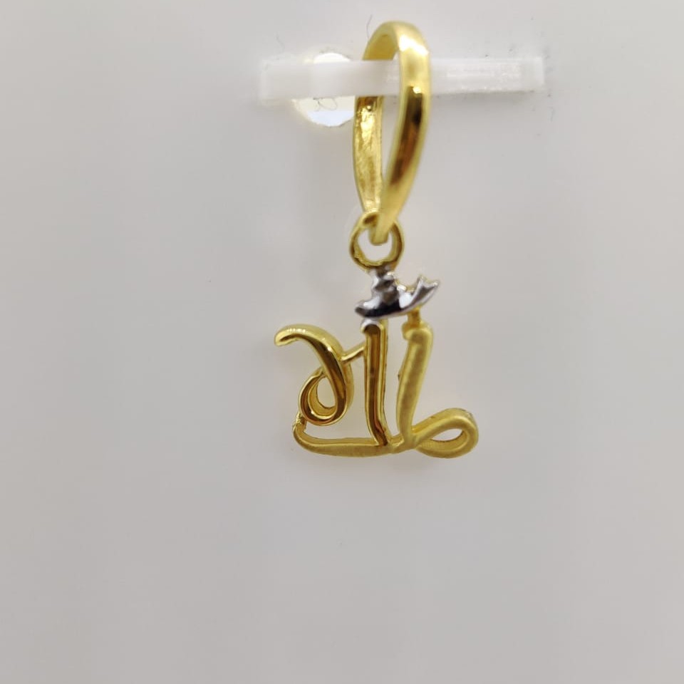 22 kt gold maa pendent