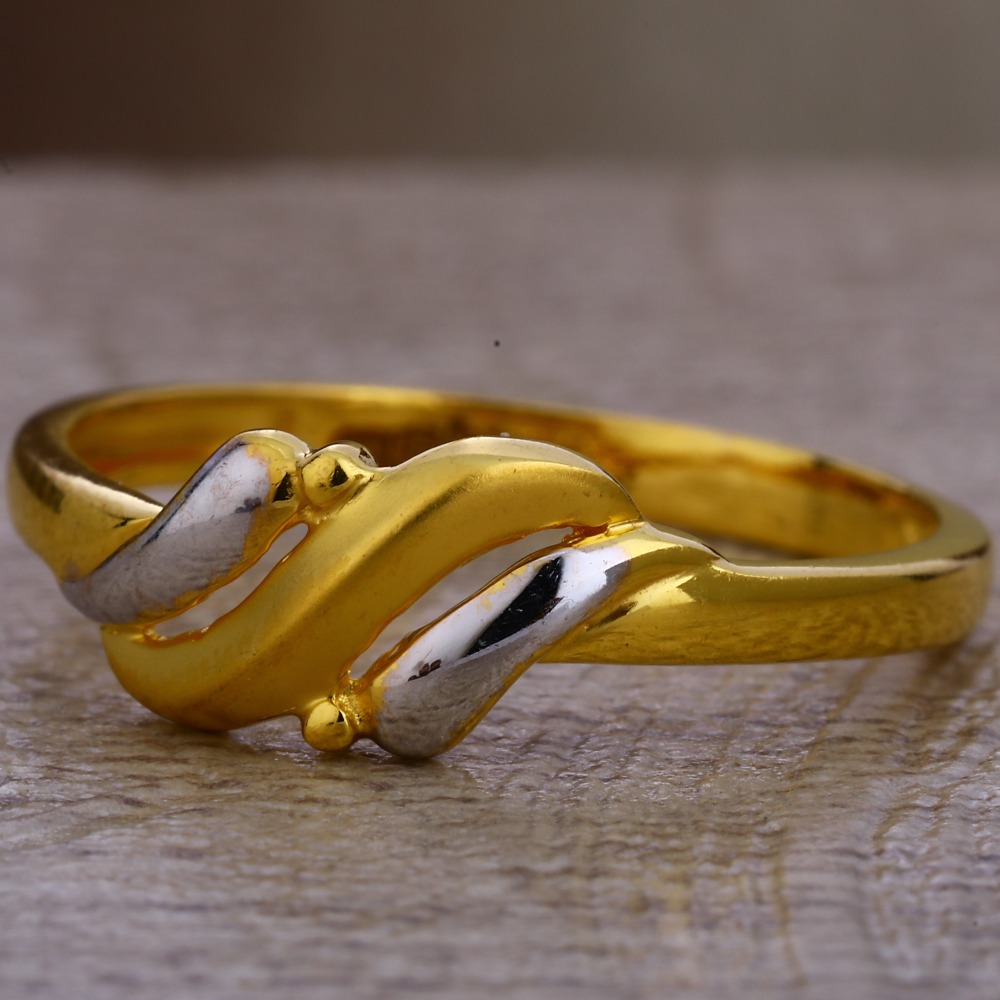 22KT  Gold  Plain Classic Ladies  Ring LPR404