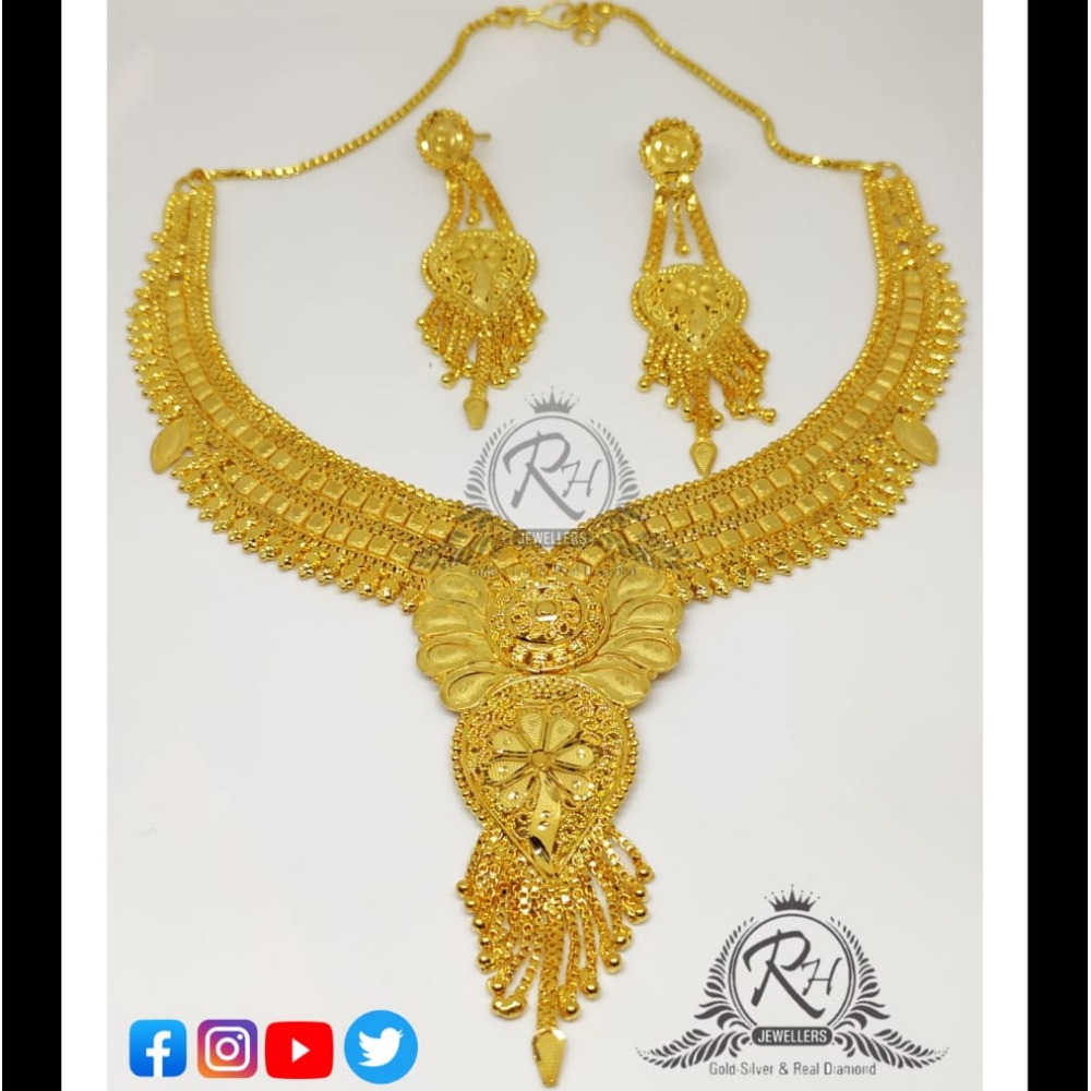 22 carat gold ladies necklace set RH-LN290