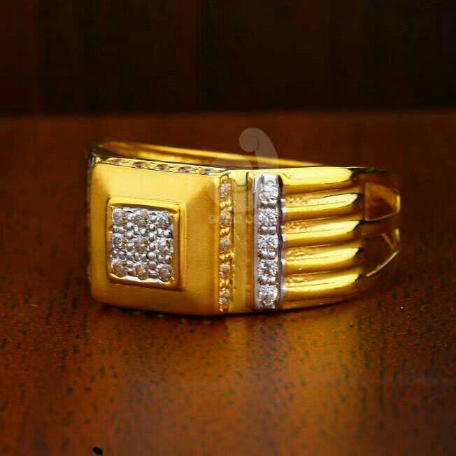 22ct Pricious Cz Gold Gents Ring
