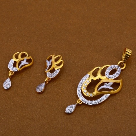 22 carat gold antique ladies pendants set RH-PS716