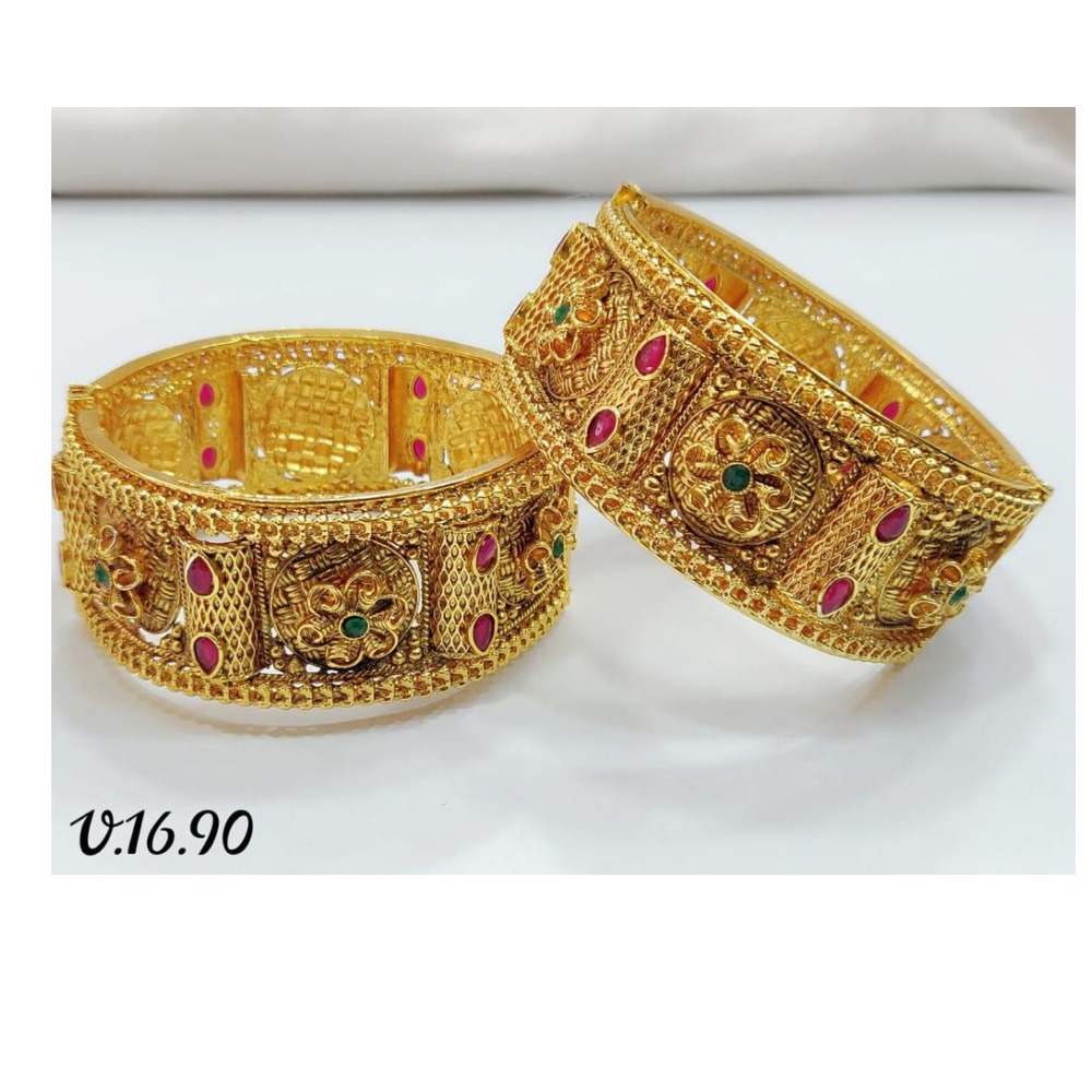 Buy quality 916 gold rajwadi latest design patala in Ahmedabad