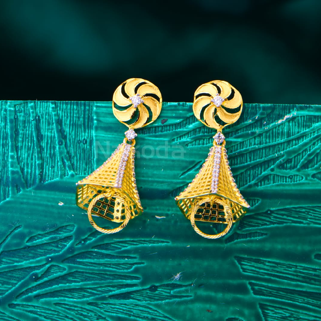 22KT Gold Hallmark Ladies Jhummar Earrings LJE450