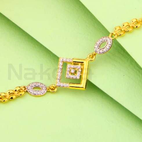 916 Gold Ladies Stylish Bracelet LB535