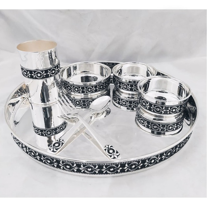 Wholesaler of 925 pure silver antique dinner set in stylish | Jewelxy ...