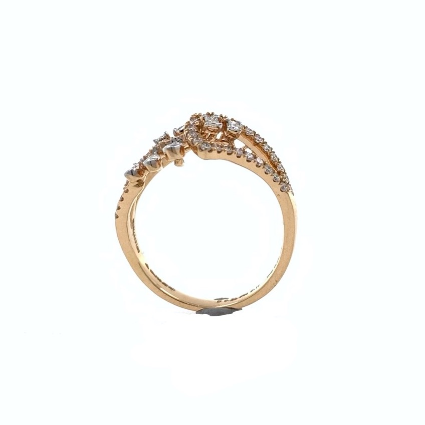 Fancy ring with round and pear diamond in 18k rose gold - 2.950 grams - vvs ef - 0.51 carats - 0lr71