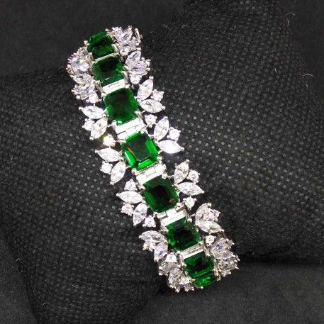 Green diamond designed 1 gram ladies bracelet