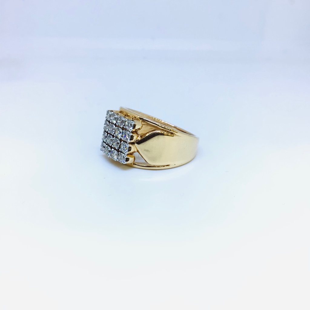 REAL DIAMOND FANCY RING