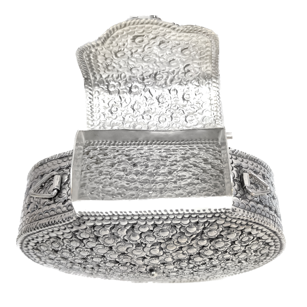 Pure Silver Ladies Purse With Easy To Carry Handle