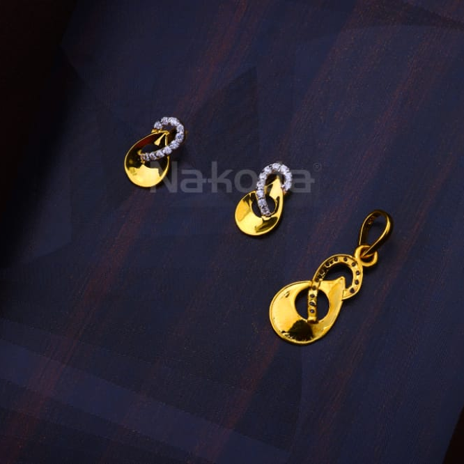 22KT Gold CZ Classic Ladies Fancy Pendant Set FPS538