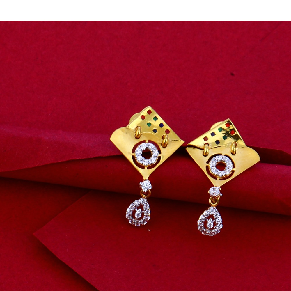 916 Gold Women's Delicate Necklace Set  LN128
