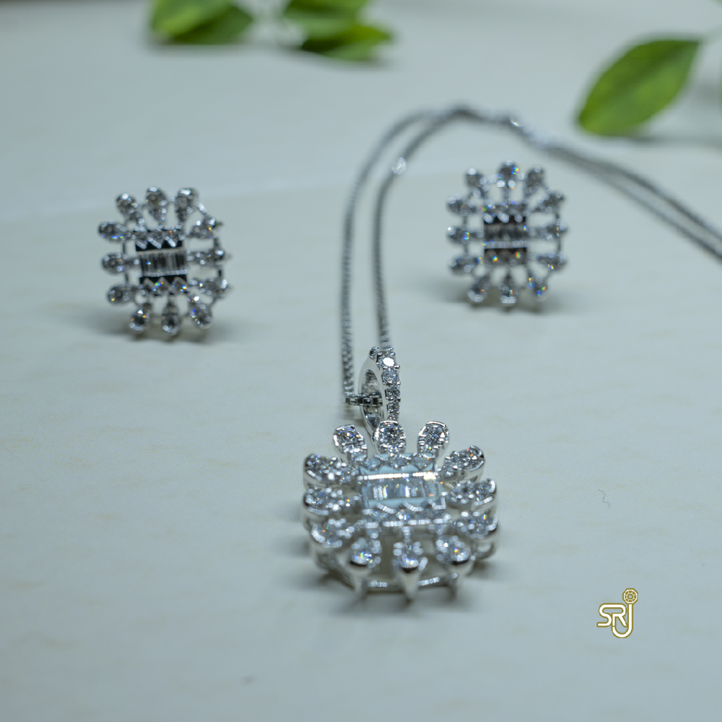 Real diamond pendant set