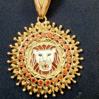 916 Gold Meenakari Lion Design Pendant