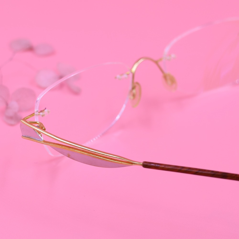 18kt Gold Spectacles with rhodium work